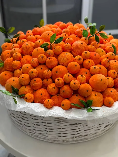 Мандарины, апельсины и гранаты